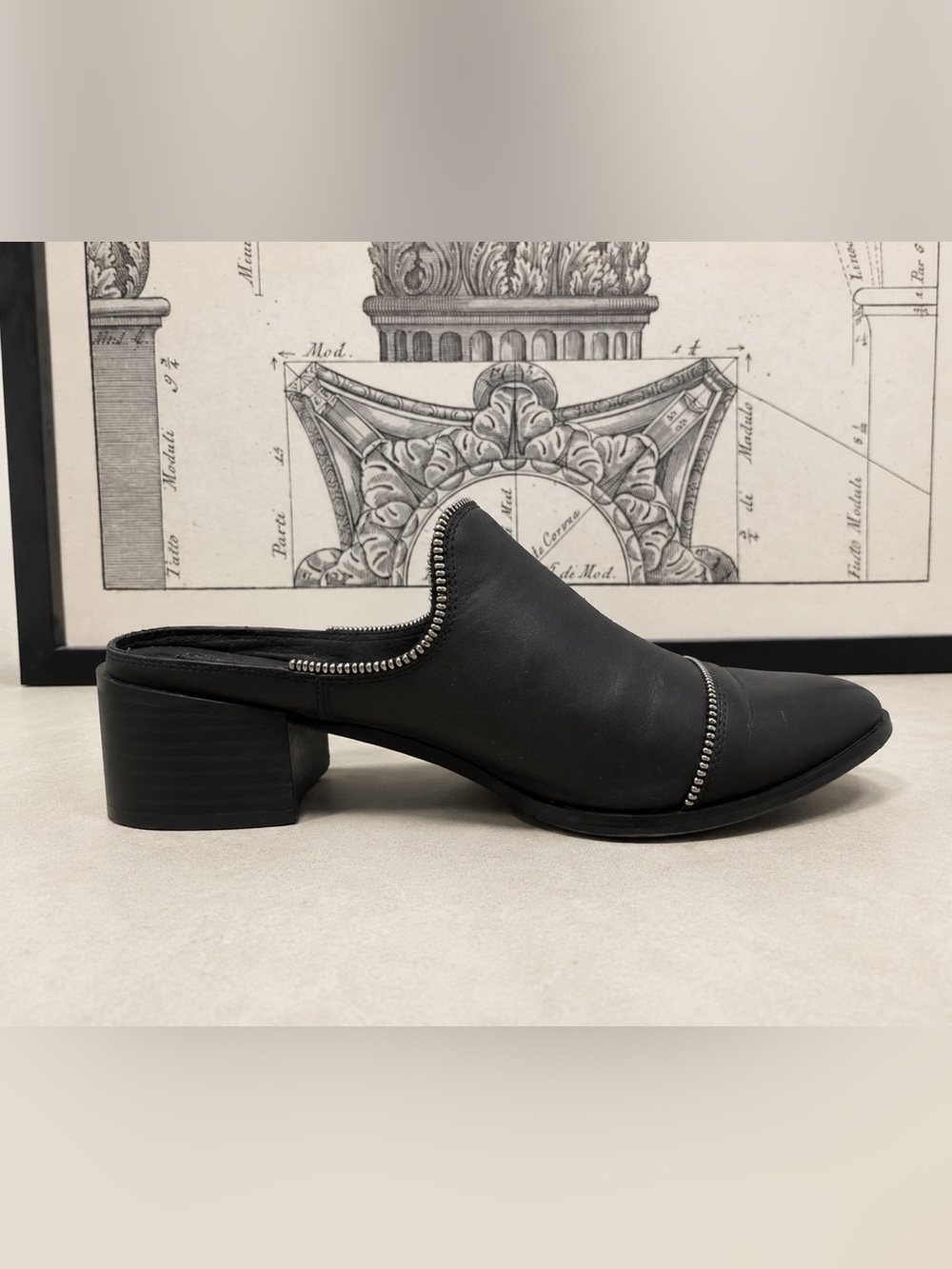 Leather mules
